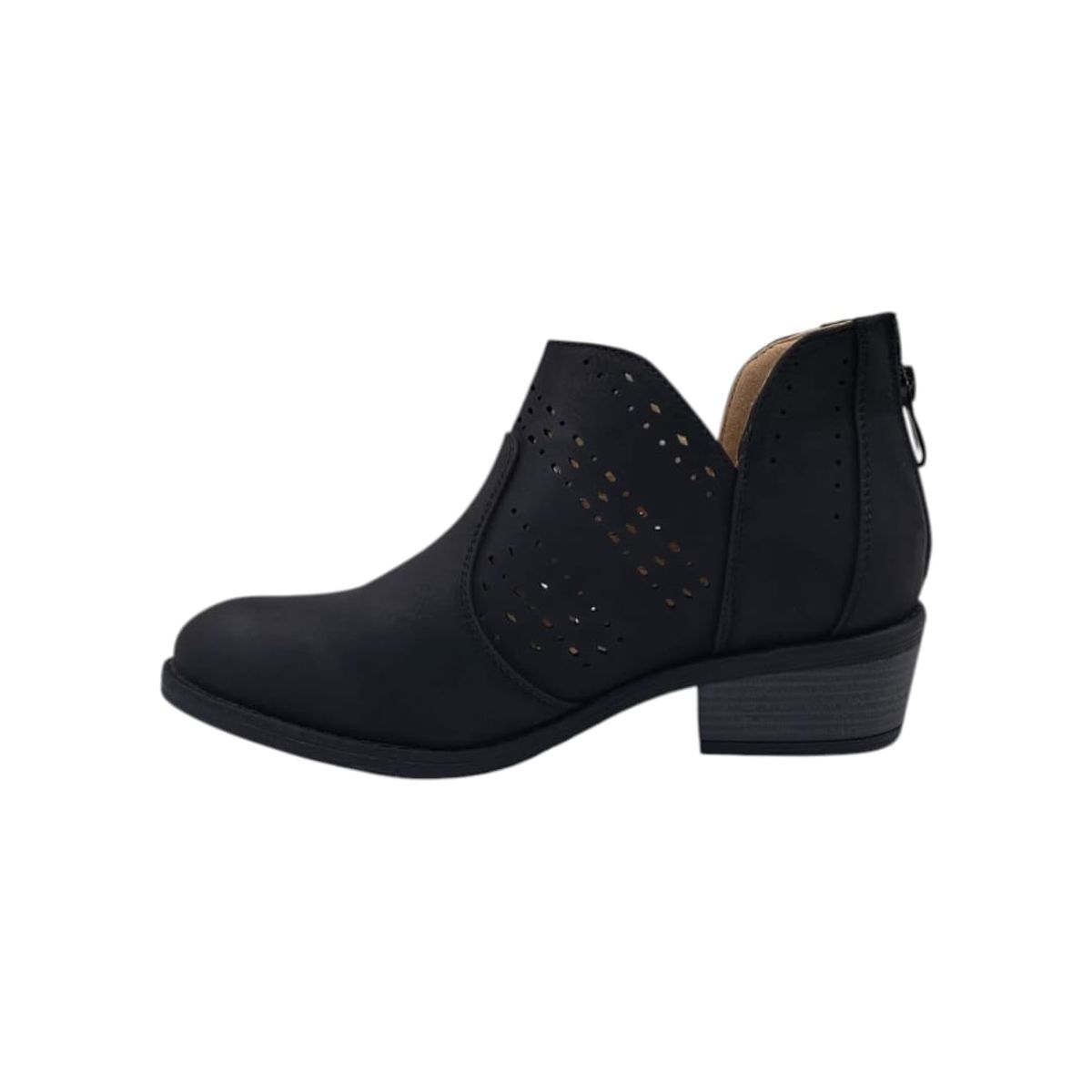 HERIEL - Zapato Negro Perforado Mujer