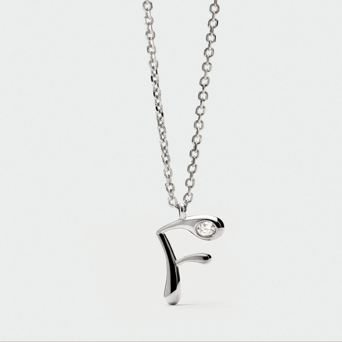 PDPAOLA - Collar de plata con colgante inicial FPDPAOLA