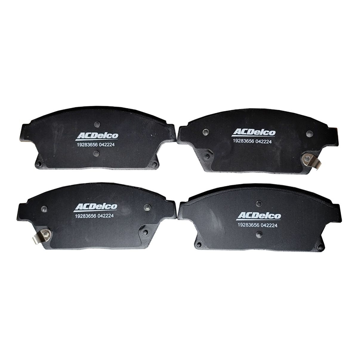 ADELCO - Pastilla Freno Del. Chevrolet Tracker 1.8 2013 - 2017