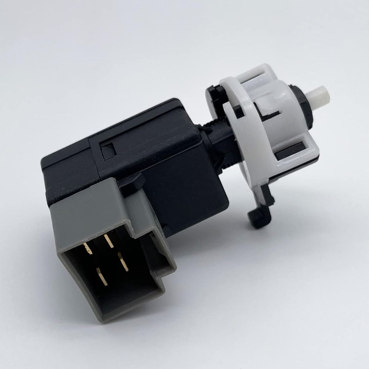 HYUNDAI - Switch De Freno Original Hyundai Accent 2010 - 2015