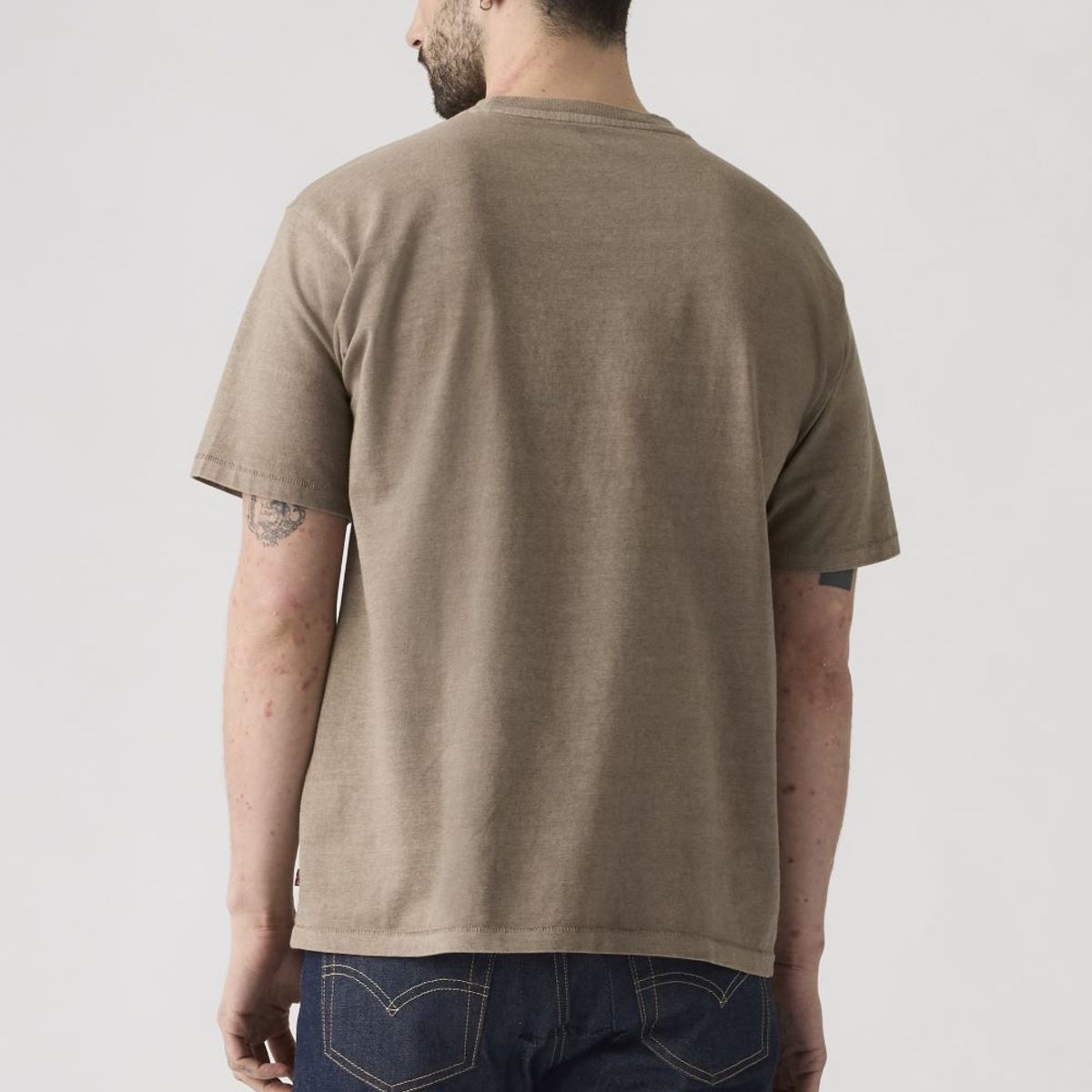 LEVIS - Polera Hombre Red Tab Vintage Tee Café Levis