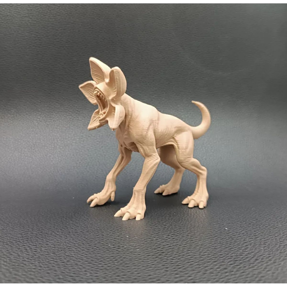 GENERICO - Figura Decoración - Demoperro Stranger Things