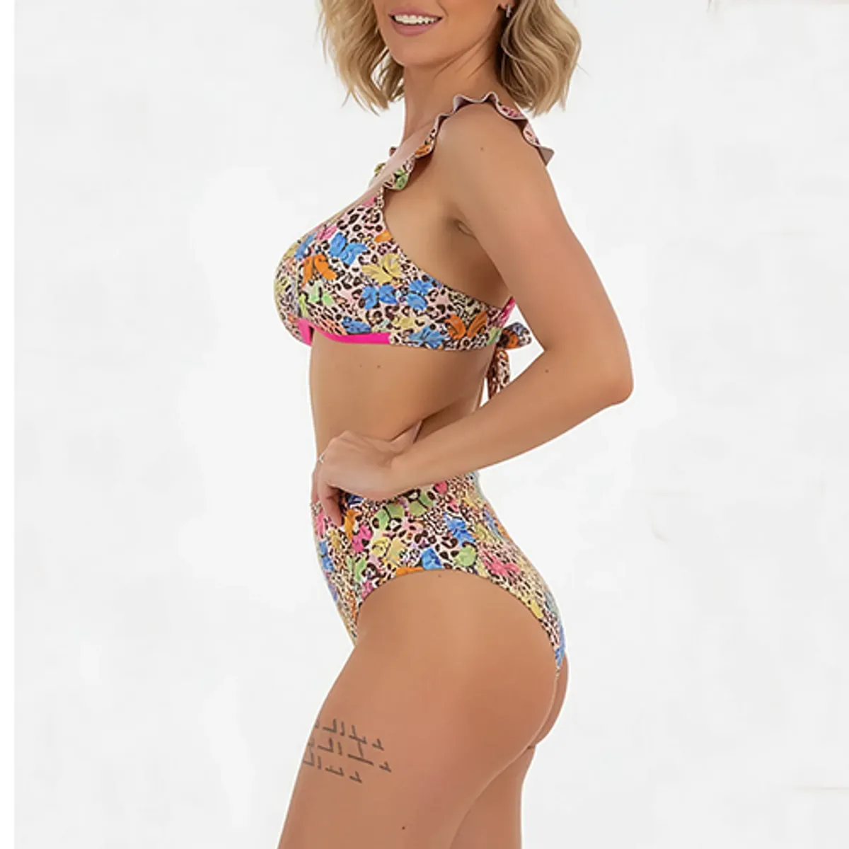 HIPSY SWIMWEAR - Bikini tiro alto Estampado Jungle Pop
