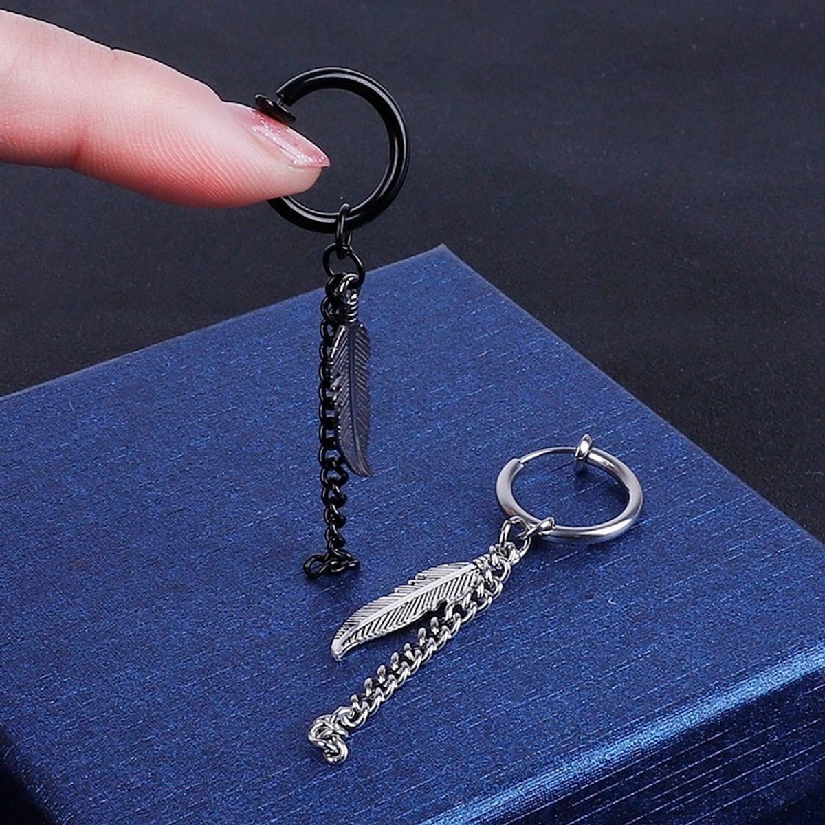 GENERICO - Aros Punk Plumas Silver Space A Presion Hombre Mujer