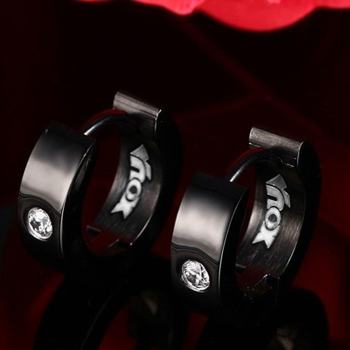 GENERICO - Aros Punk Hombre Mujer Negro Rey Earing Moda 2019