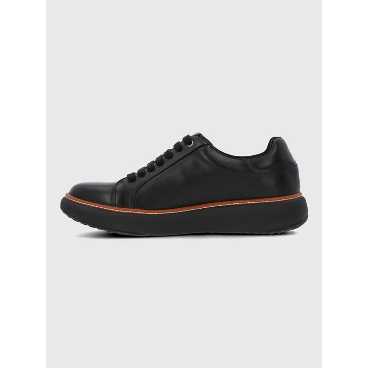 HUSH PUPPIES - Zapatilla Cuero Hombre Force G Negra HUSH PUPPIES
