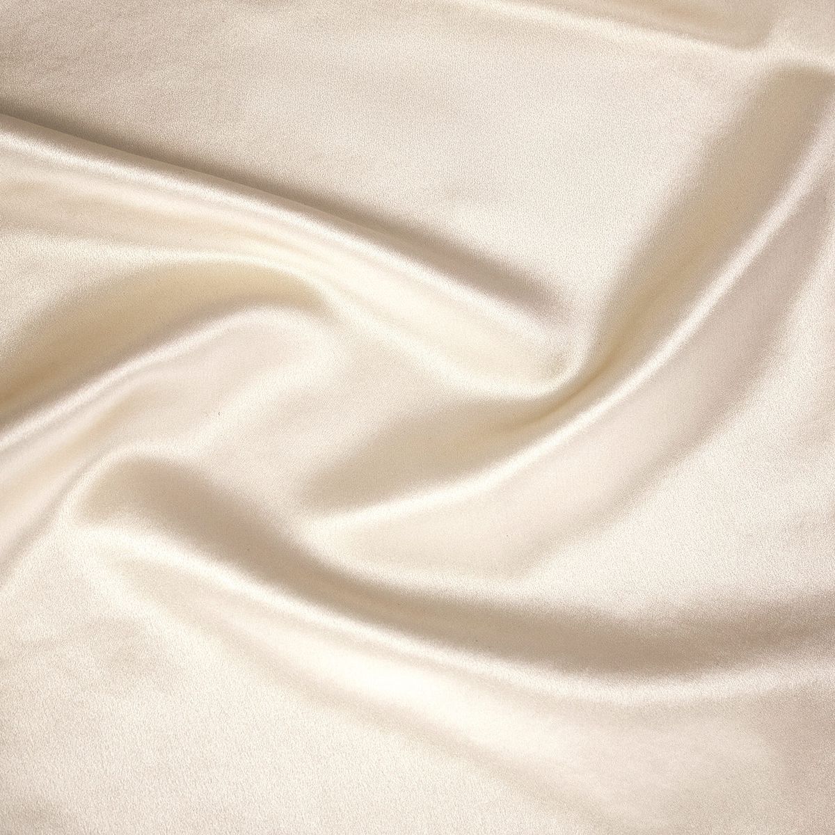 MAS DESCANSO - Funda Queen Dorada - 100% Seda Calidad 22mm con Iones de Plata