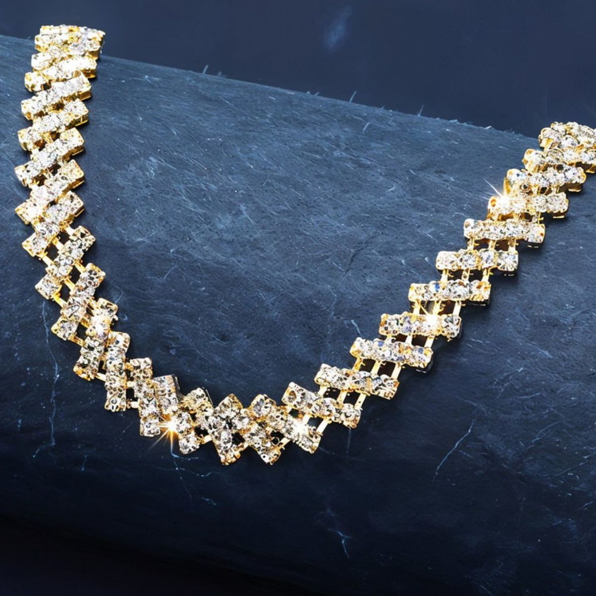 VARIOS - Collar Luxury Sparkle Dorado She Shines