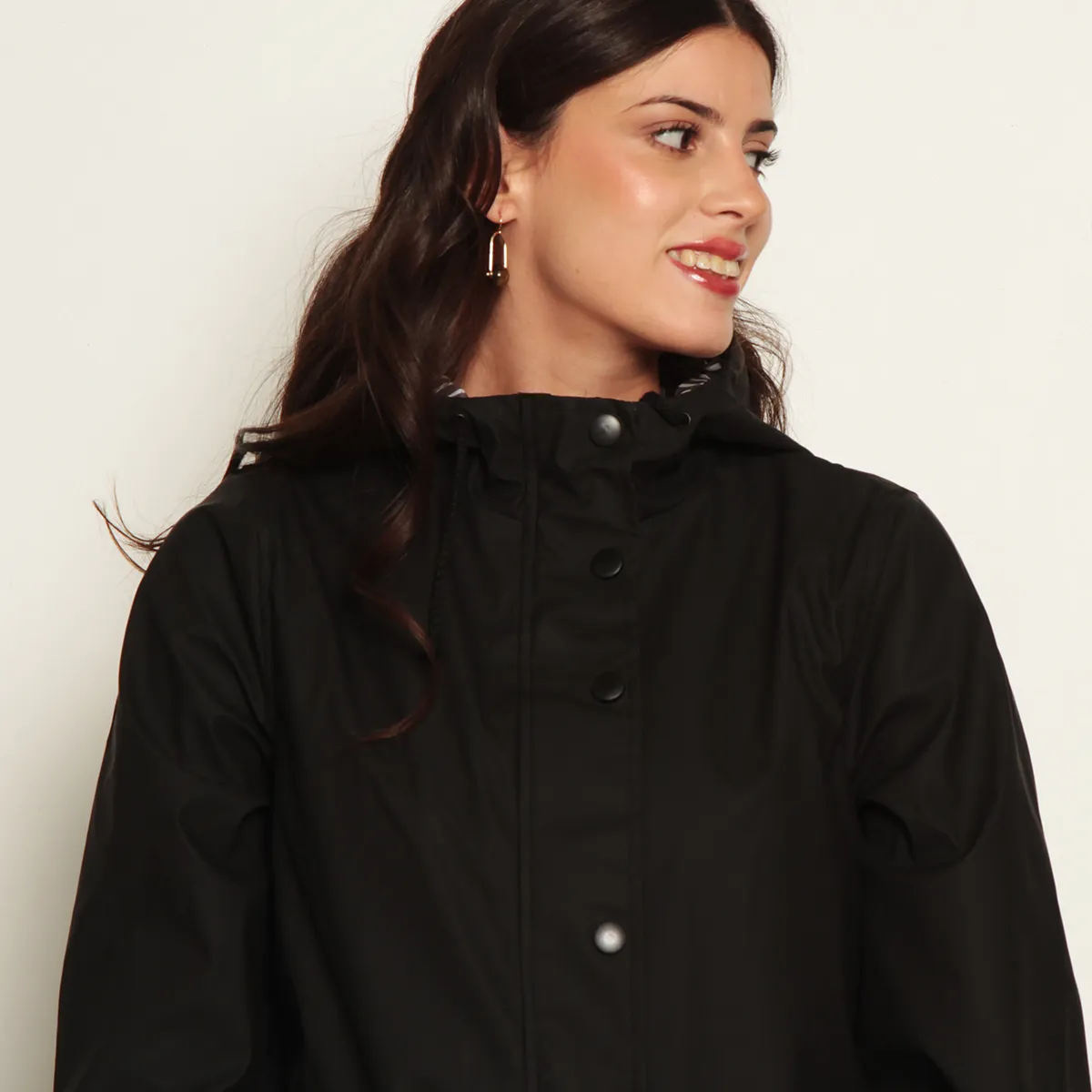WADOS - CHAQUETA IMPERMEABLE CON CAPUCHA Y BOLSILLOS