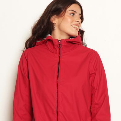 Imagen 2 del producto CHAQUETA IMPERMEABLE MANGA LARGA CON CAPUCHA