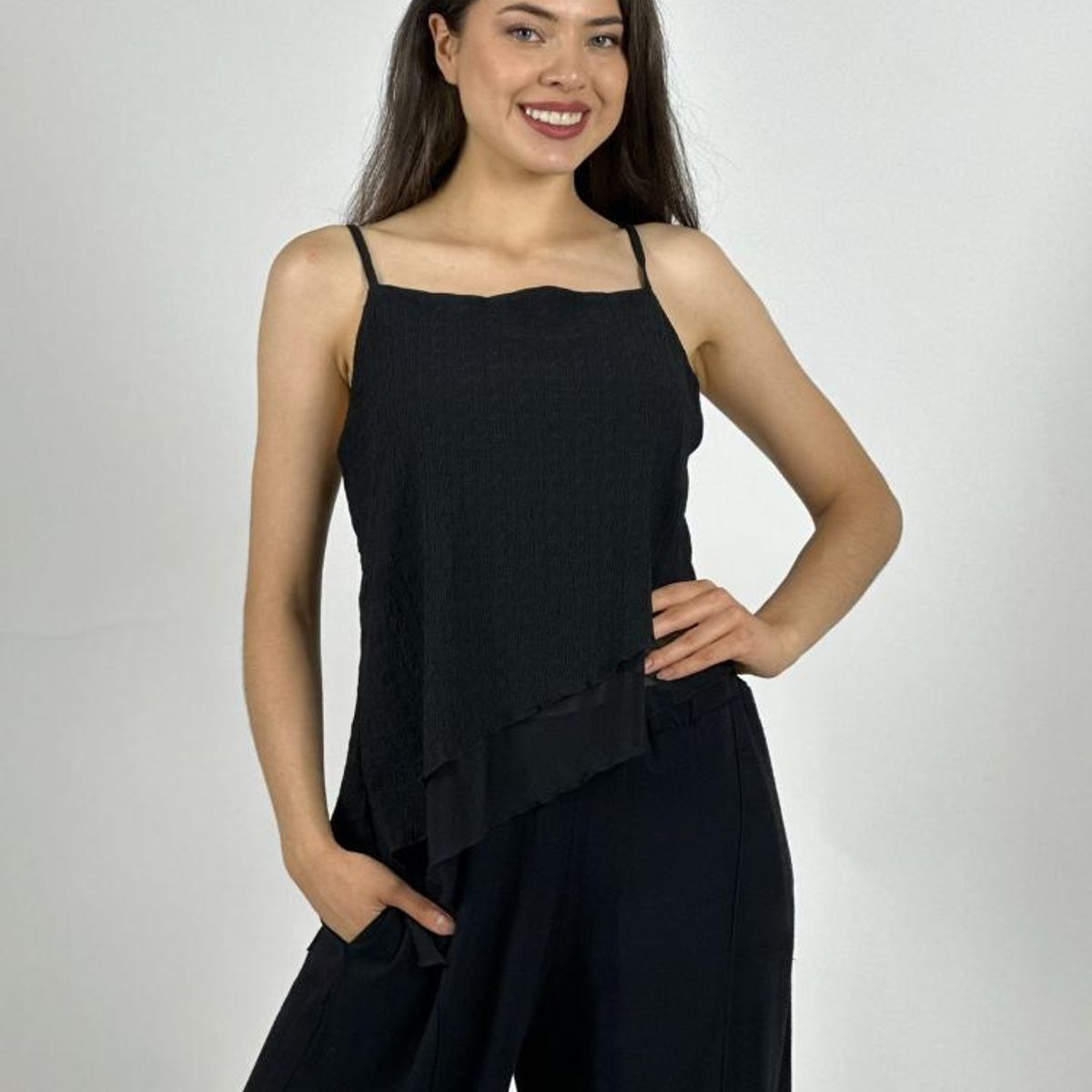 ENIGMATICA BOUTIQUE - Polera Top con Relieves