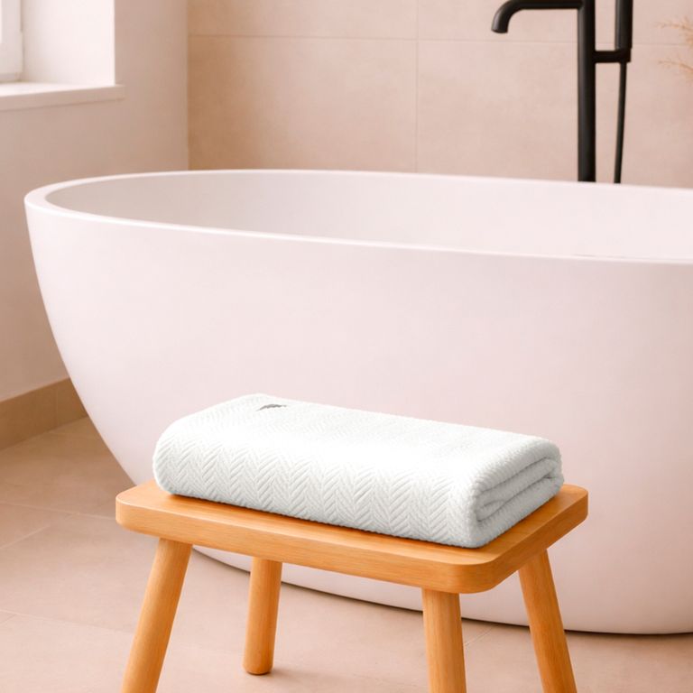 Toalla de Bano Cuerpo VIS Home 100% algodon suave 76x137cm blanca