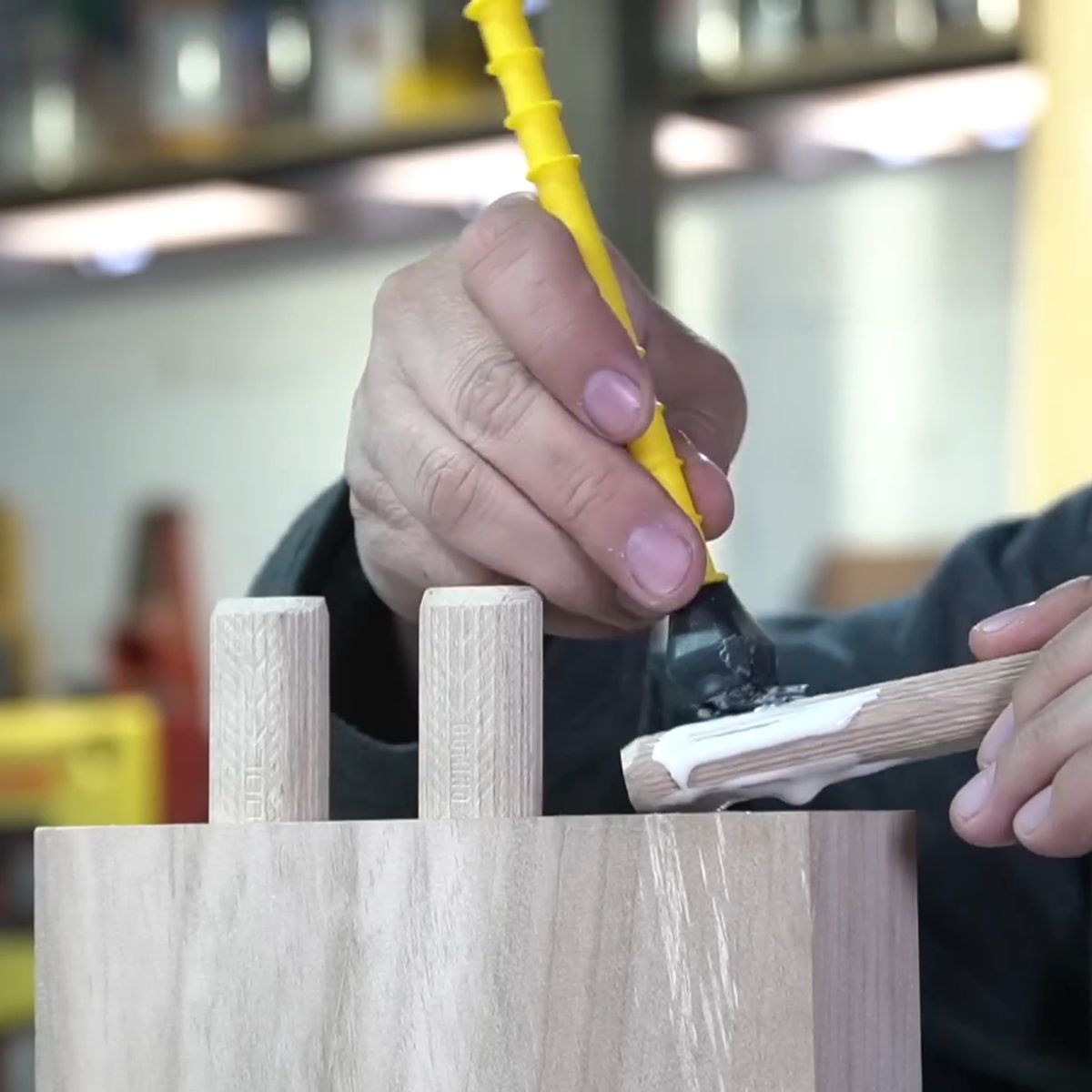 GENERICO - TiteBrush Esparcidor de Pegamento Titebond
