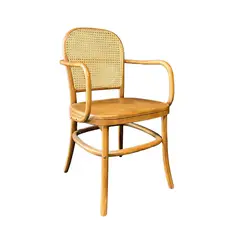 NECTAR - Silla Kevin Con Brazos en Madera de Haya y Respaldo de Ratán Natural
