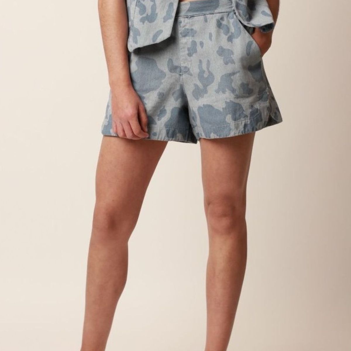 MOMCHIC - SHORT BOXER VACA CELESTE