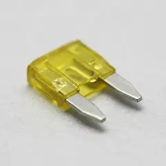 GENERICO - Kit 100 Mini Fusibles Para Auto 20a