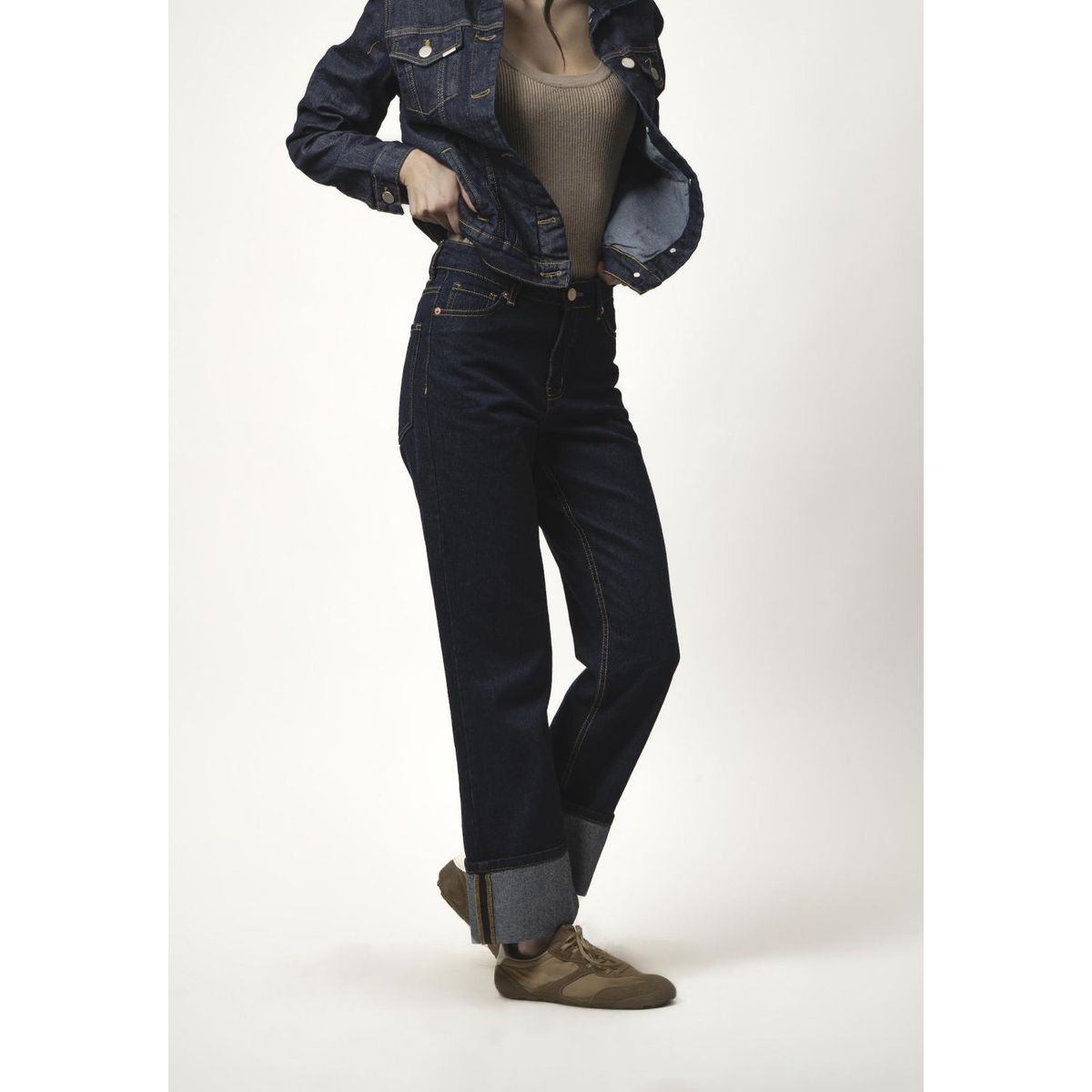 MOMCHIC - JEANS EMILIA  AZUL OSCURO