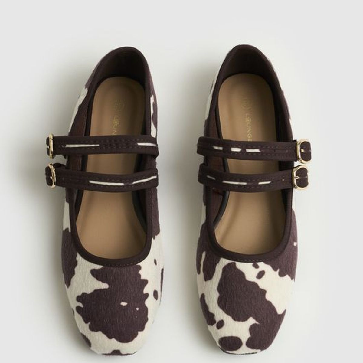 LOUNGE - Zapato Ballerina Vaca Doble Hebilla LOUNGE