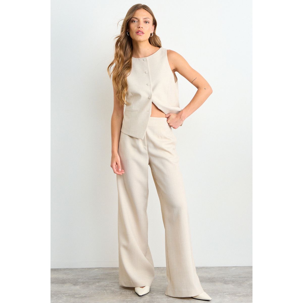 IO - Pantalon Liso Mujer Beige Io
