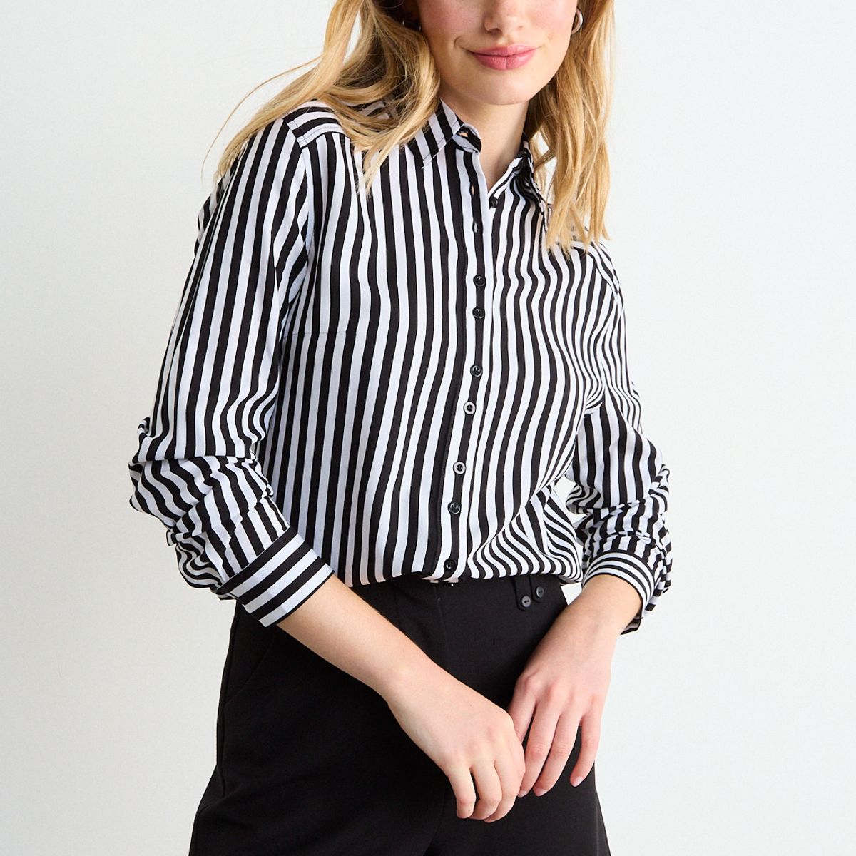 IO - Blusa Fantasia Mujer Negro Io