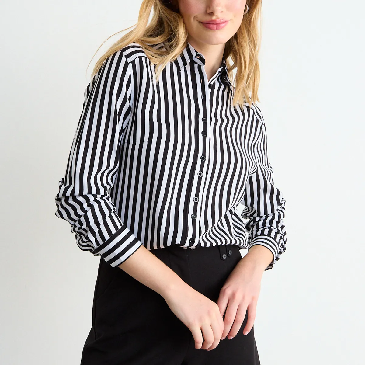 IO - Blusa Fantasia Mujer Negro Io