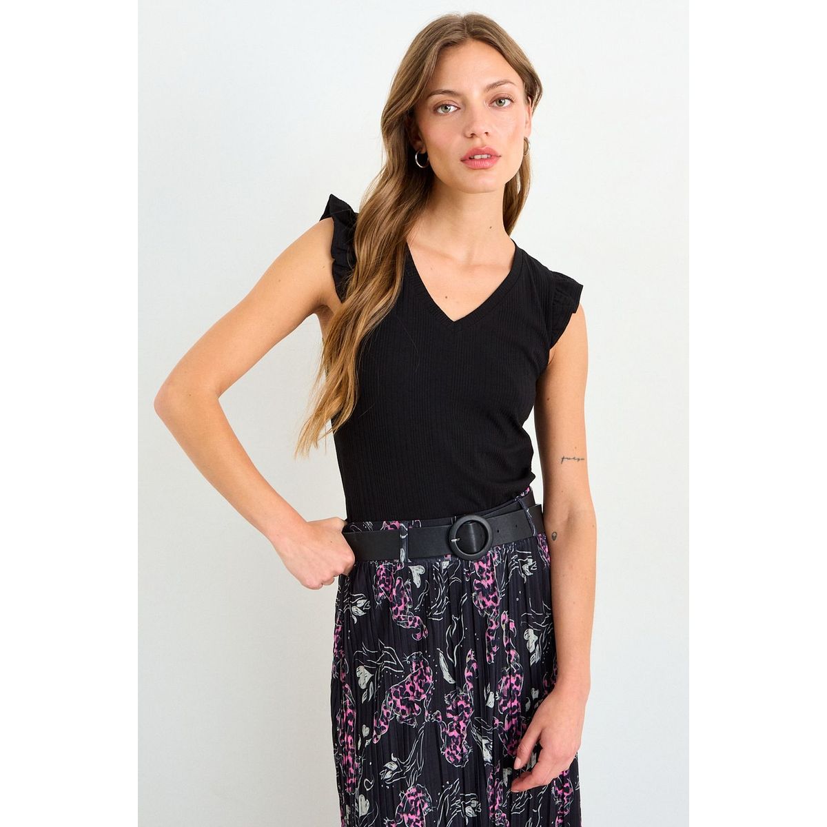 IO - Polera Lisa Mujer Negro Io