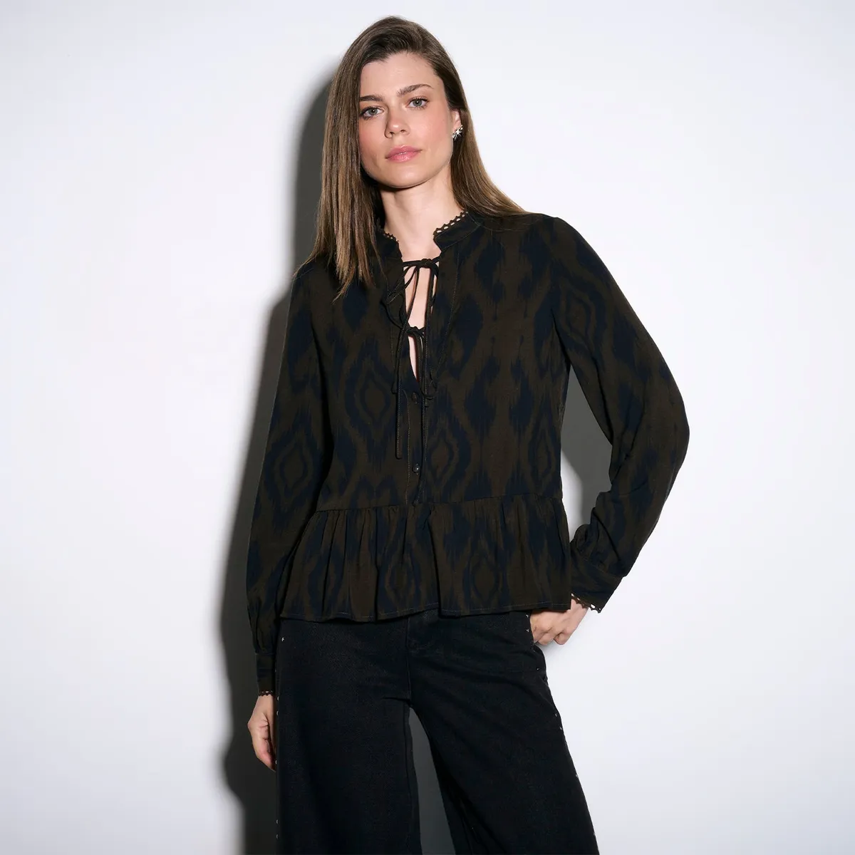 LOUNGE - Blusa Lund Solsticio LOUNGE