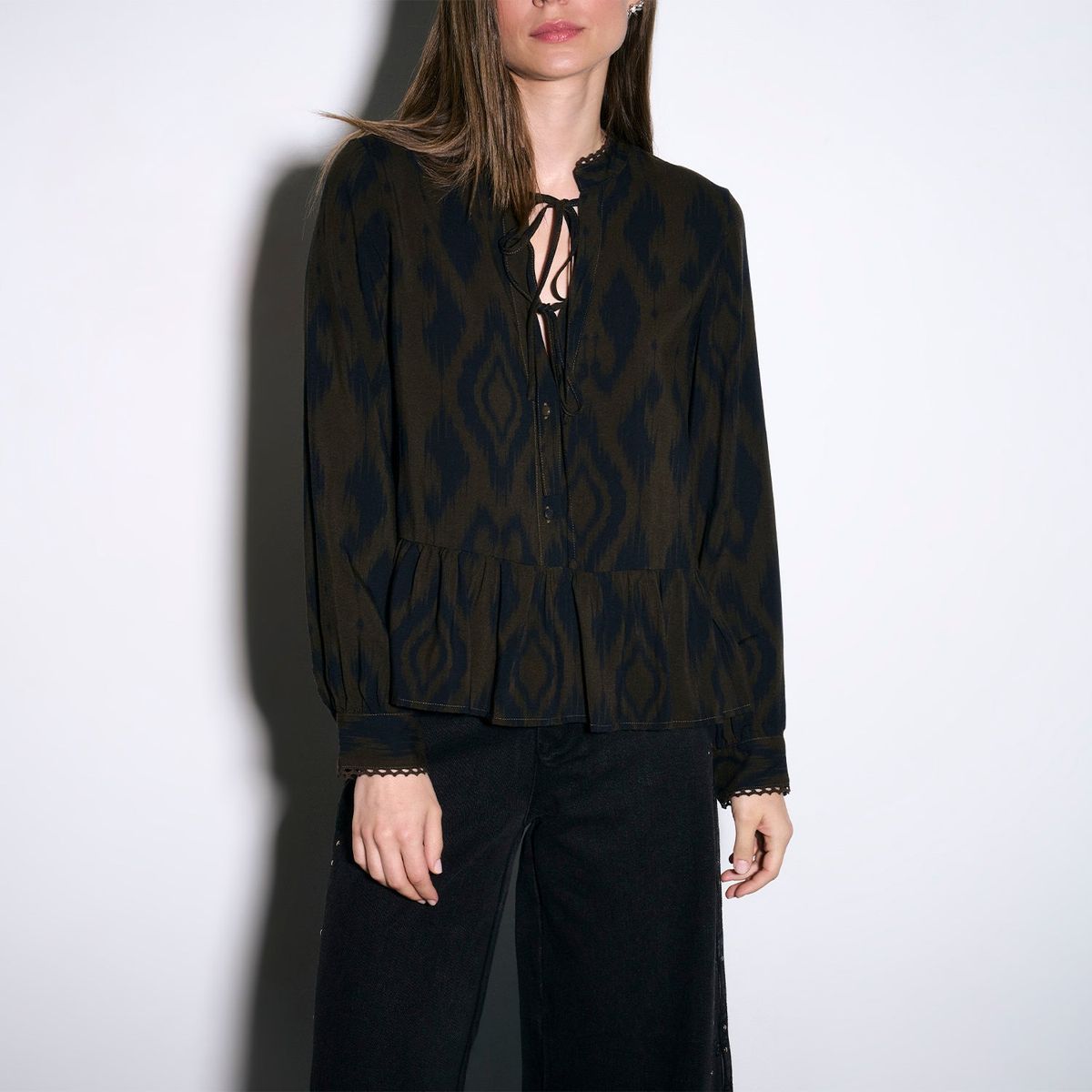 LOUNGE - Blusa Lund Solsticio LOUNGE