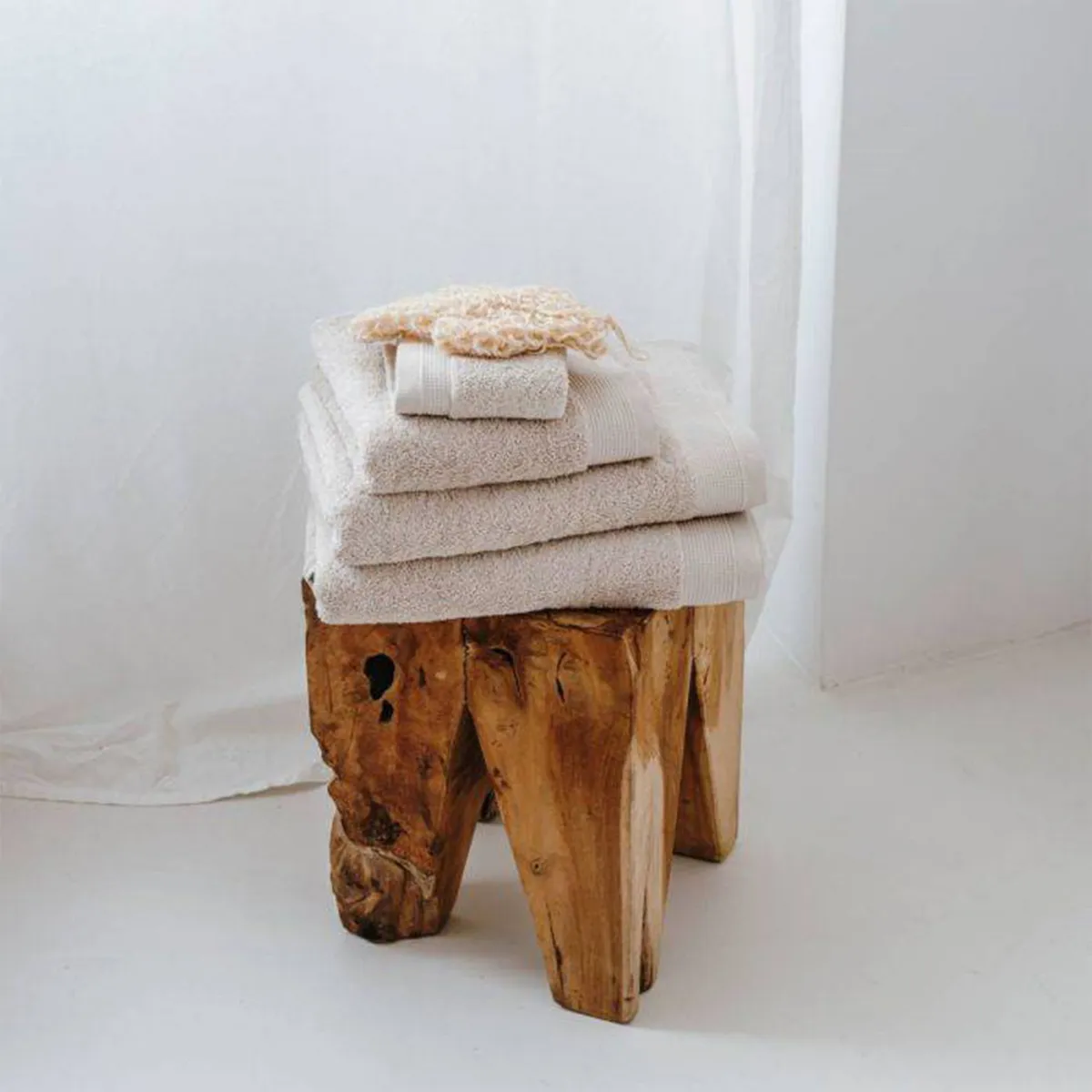 TEXTURA INTERIORS - Toalla Nilo 50x90 Crema Textura Interiors