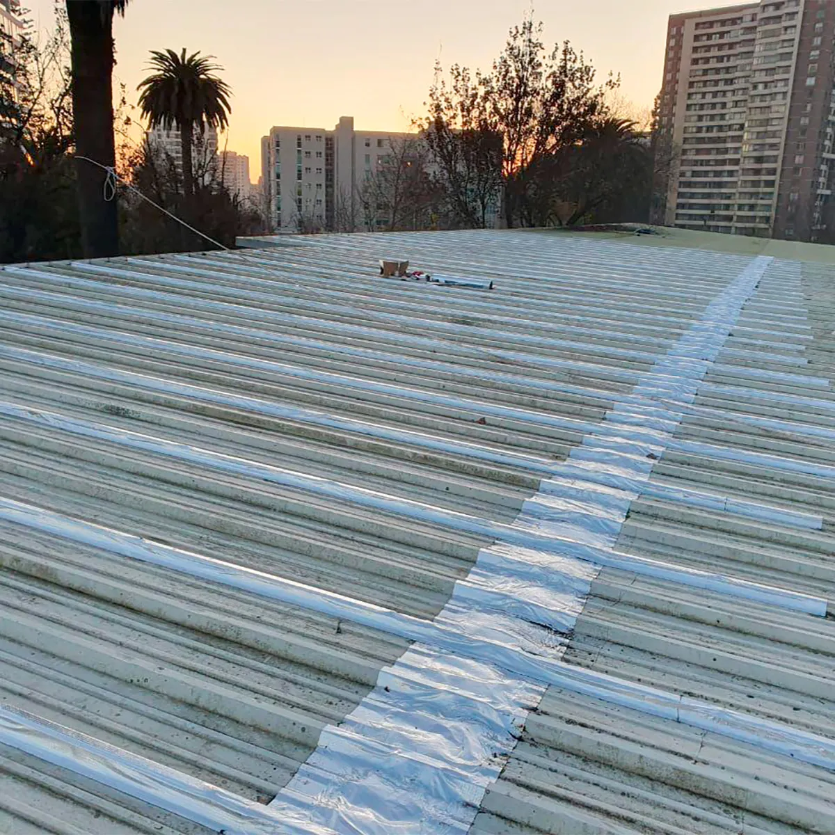 GENERICO - Cinta Asfáltica Adhesiva Multiuso y tapagoteras DRYKOFITA 90 cm x 10 m - Aluminizada