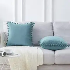 TODOHOGAR SANTIAGO DE CHILE - Set de 2 cojines de terciopelo con pompom - VERDE AGUA