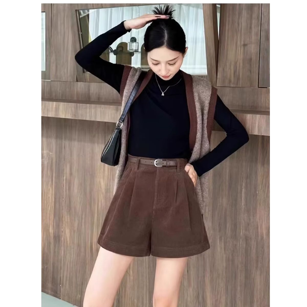VELVET - Short Tiro Alto Aria Chocolate