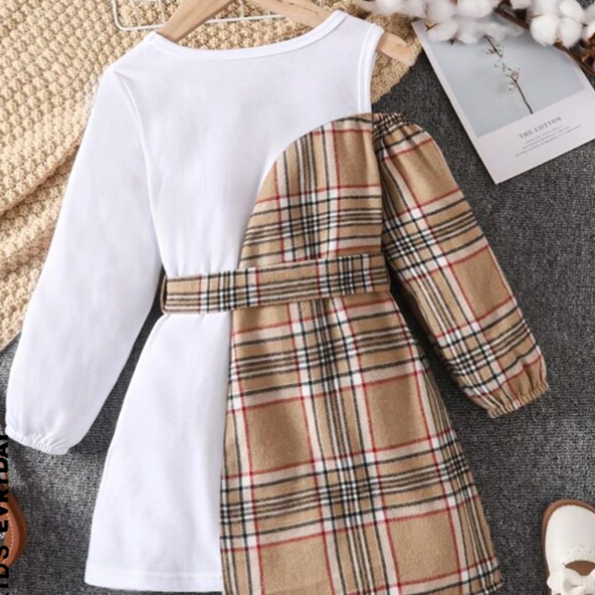 KIRAMA CLOTHING STORE - Vestido Casual para Niña Diseño Asimétrico de Cuadros con Cinturón