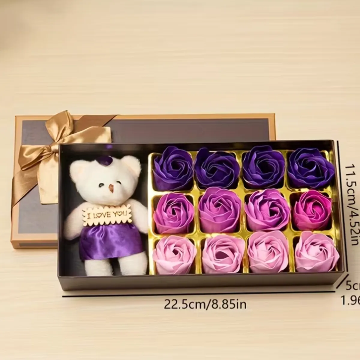 GENERICO - Caja de Regalo "Sweet Love" con 12 Rosas de Jabón y Oso de Peluche