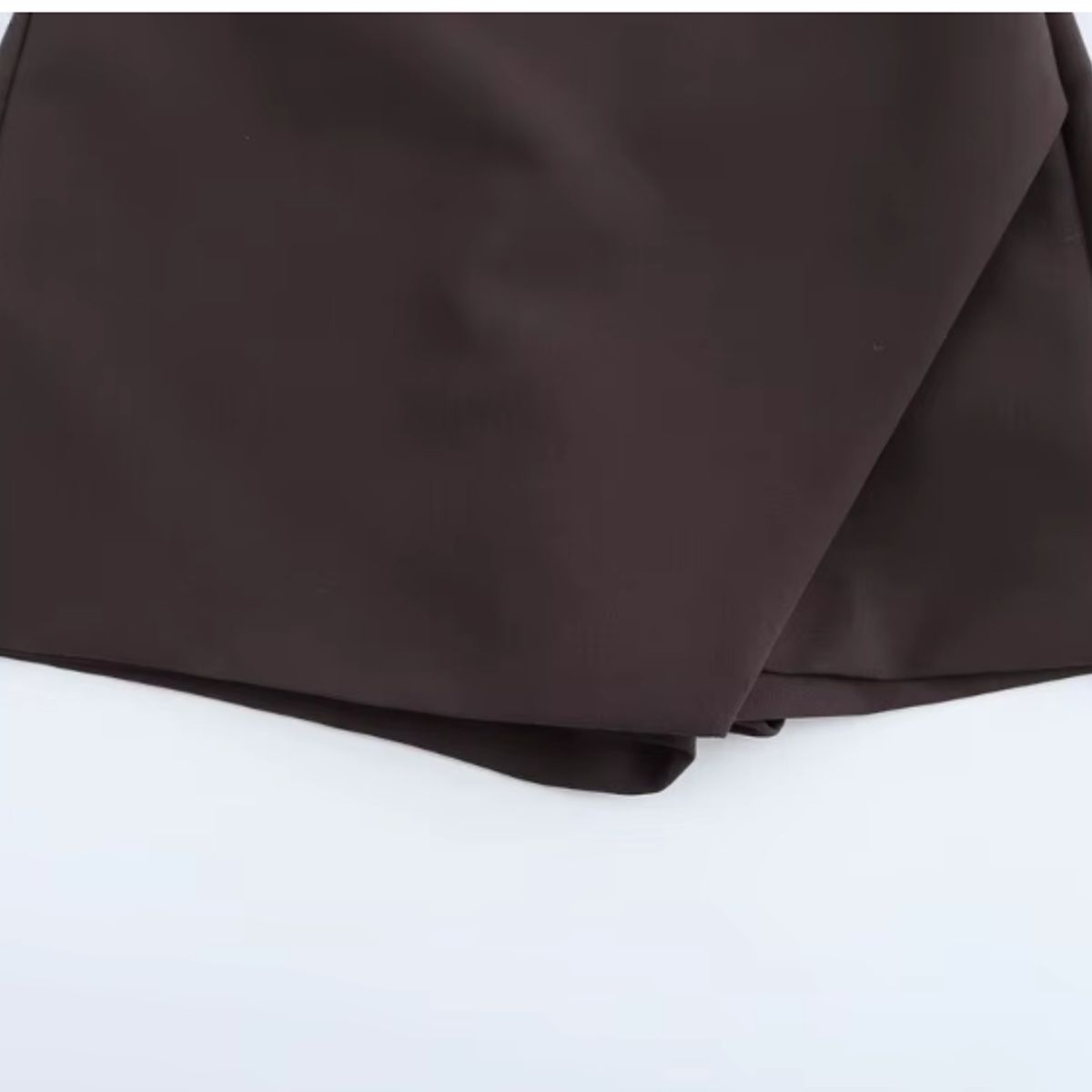 VELVET - Falda short Cruzada Elyvett Chocolate