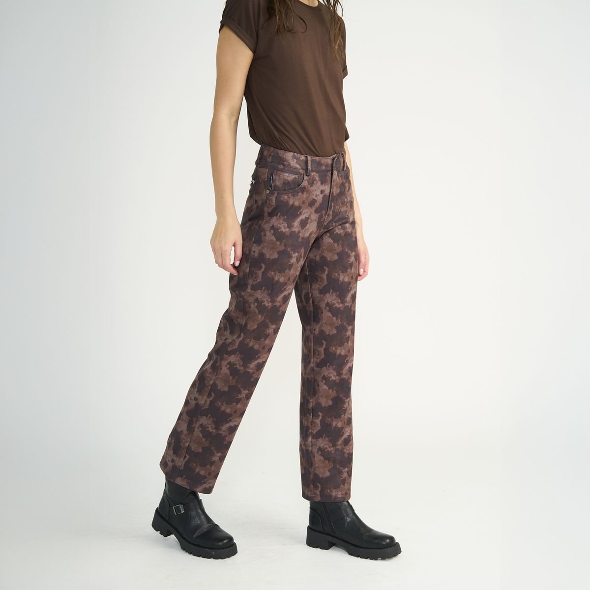 ELLUS - Pantalon Ellus Mujer Relaxed Suede Vaca