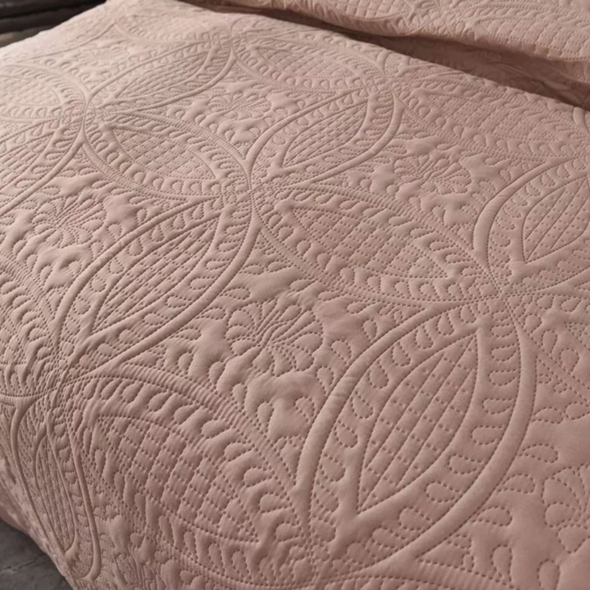 OKAY - Cobertor De Verano 2 Plaza Unicolor Quilt + 2 Funda Almohada