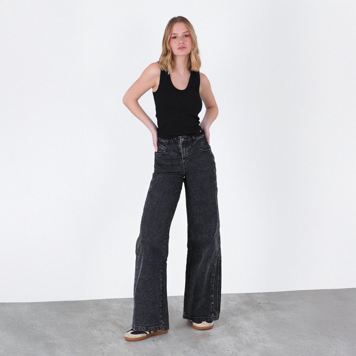 RAINDOOR - Pantalón Cortes Black