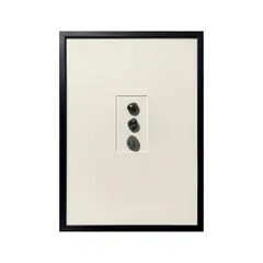 BROOKMAN - Cuadro Decorativo Las Piedras Negras Fondo Blanco Marco Negro 46x64 cm