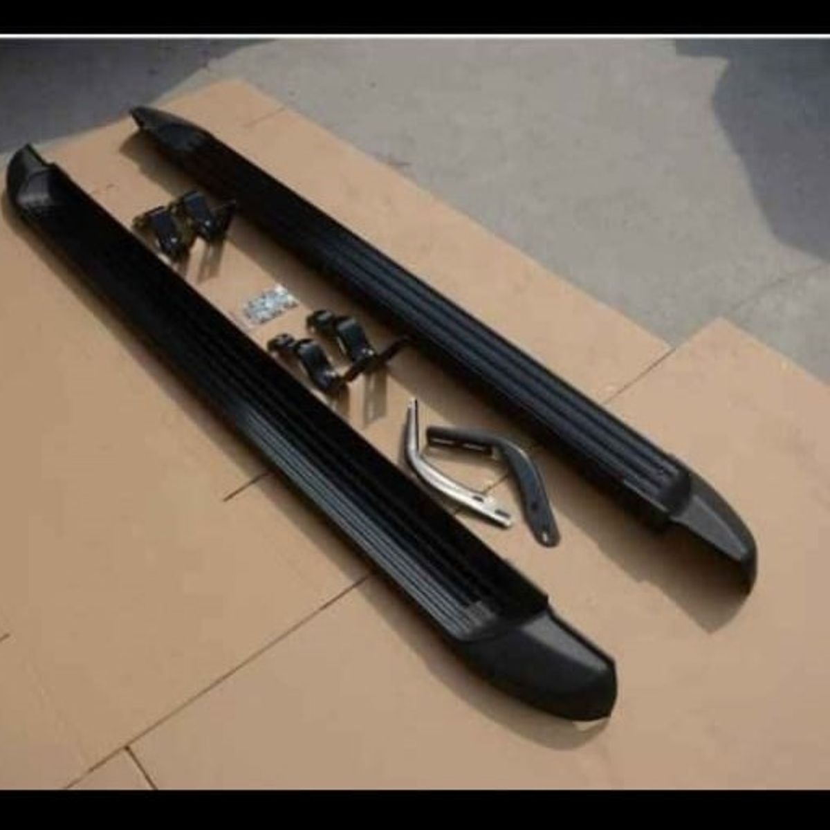 TOYOTA - Pisaderas De Aluminio Para Toyota Hilux Revo 2016-2024