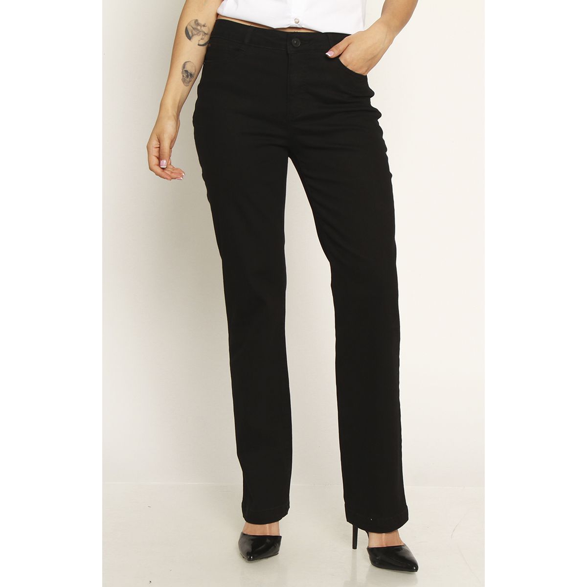 WADOS - JEANS MUJER RECTO TIRO ALTO PUSH IN PUSH UP PRETINA BASICA CON UN BOTON