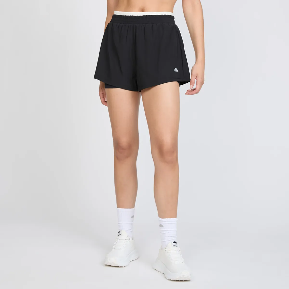 ELLESSE - SHORT MUJER ELLESSE ROBERTA NEGRO