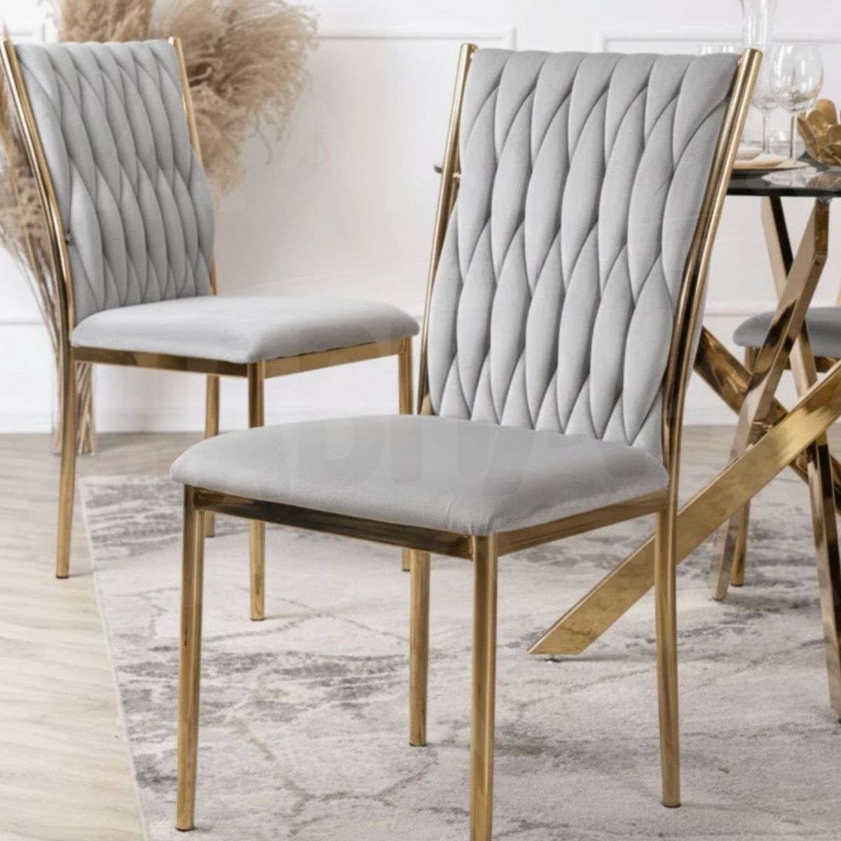 HABITA2 CHILE - PACK 4 SILLAS DORADA PARA COMEDOR ARTHUR