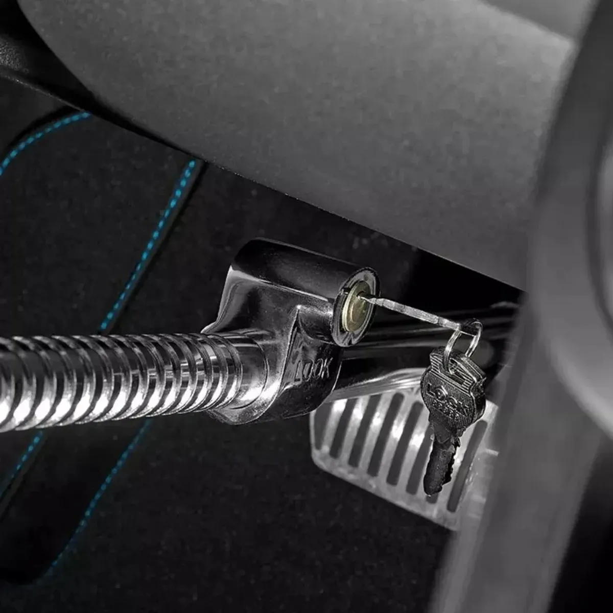 GENERICO - Traba Pedal - Candado -Traba Volante - Llaves Seguridad Auto Robo