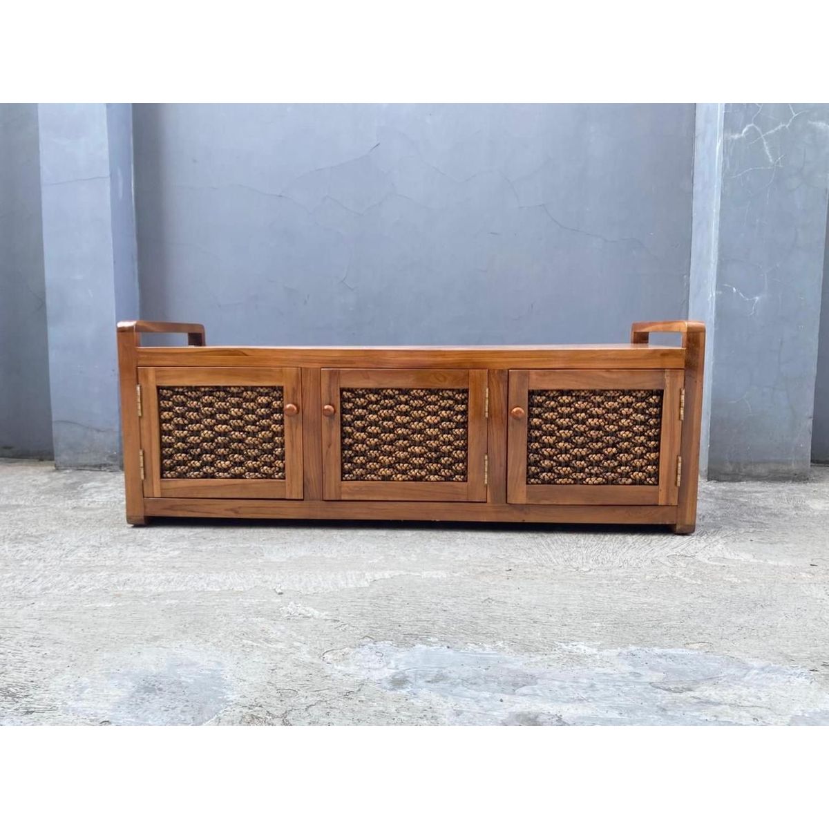 TERRA ESTILO - Arrimo Rack Rattan Natural
