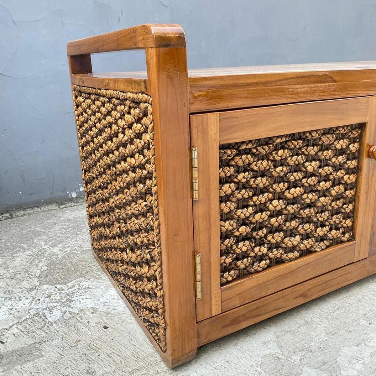 TERRA ESTILO - Arrimo Rack Rattan Natural