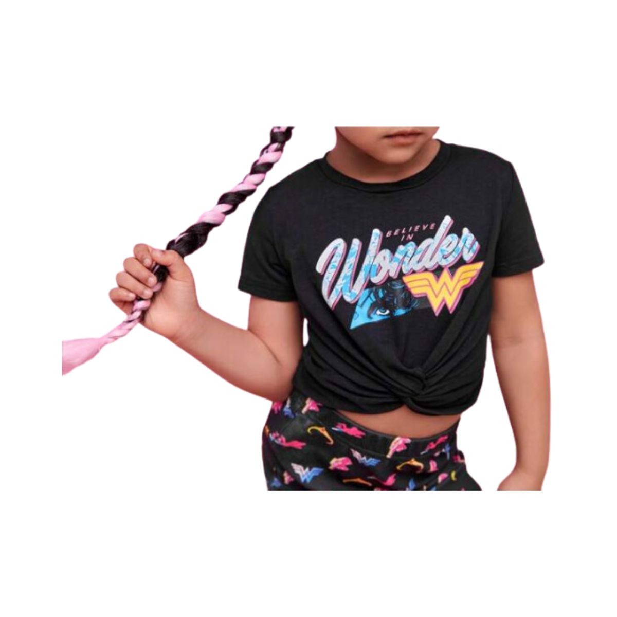 KIRAMA CLOTHING STORE - Polera Infantil Crop “Believe in Wonder”  Negro