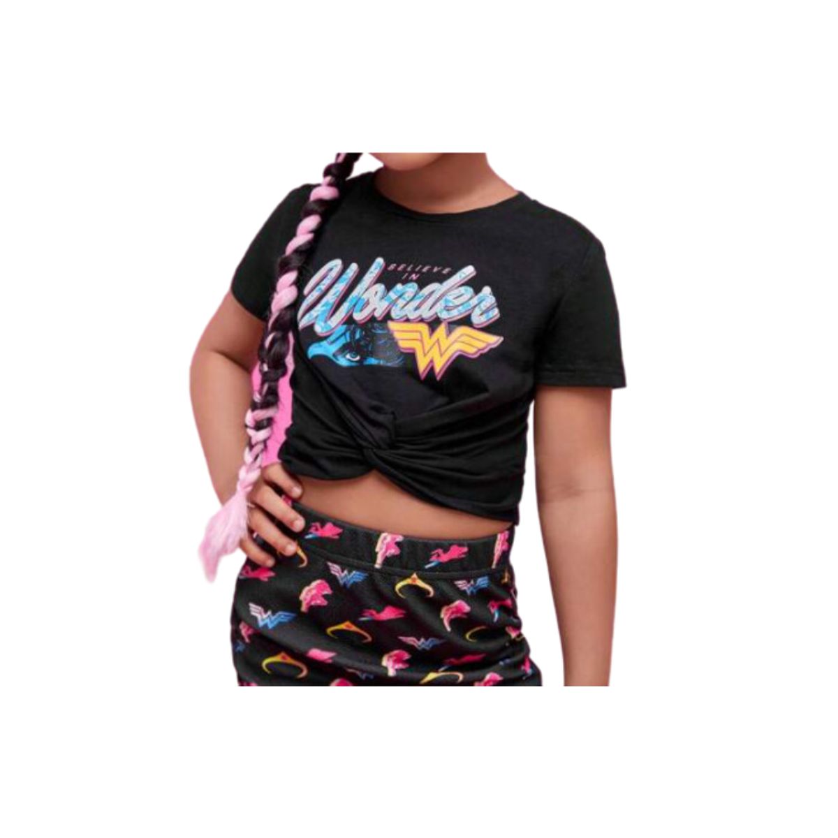 KIRAMA CLOTHING STORE - Polera Infantil Crop “Believe in Wonder”  Negro