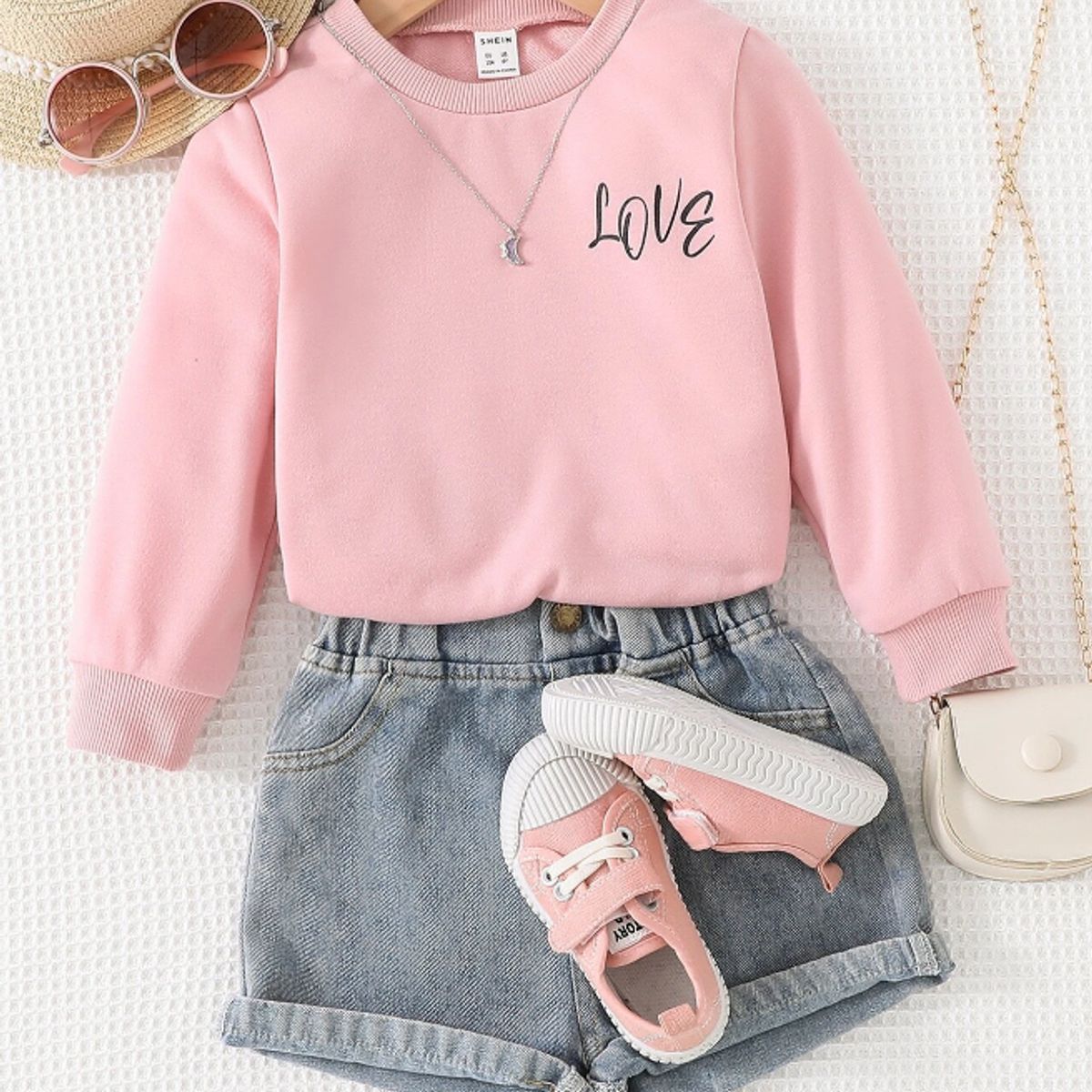 KIRAMA CLOTHING STORE - Polerón Infantil con Estampado “LOVE”  Rosa