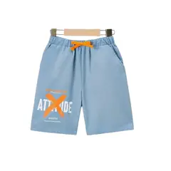 KIRAMA CLOTHING STORE - Shorts Infantiles con Estampado “ATTITUDE” Celeste